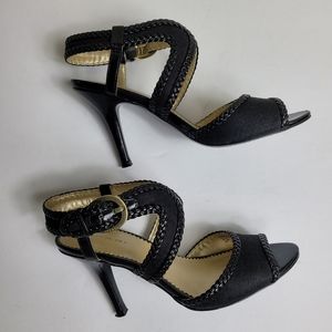 TAHARI Heels